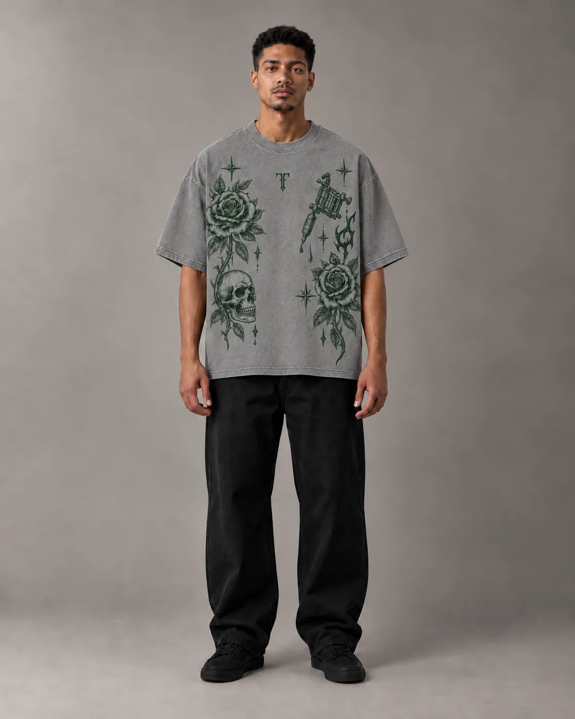 FLASH TEE in Grey / Forest Green, on body