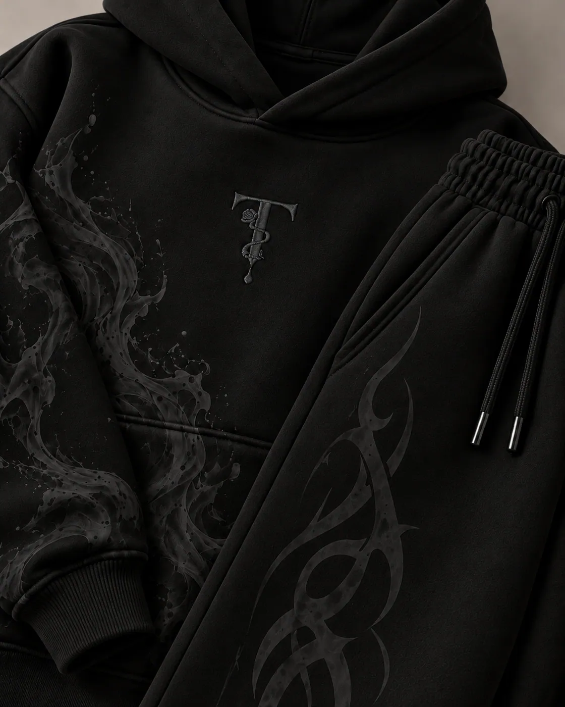FLOW SET in Black / Tonal, detail
