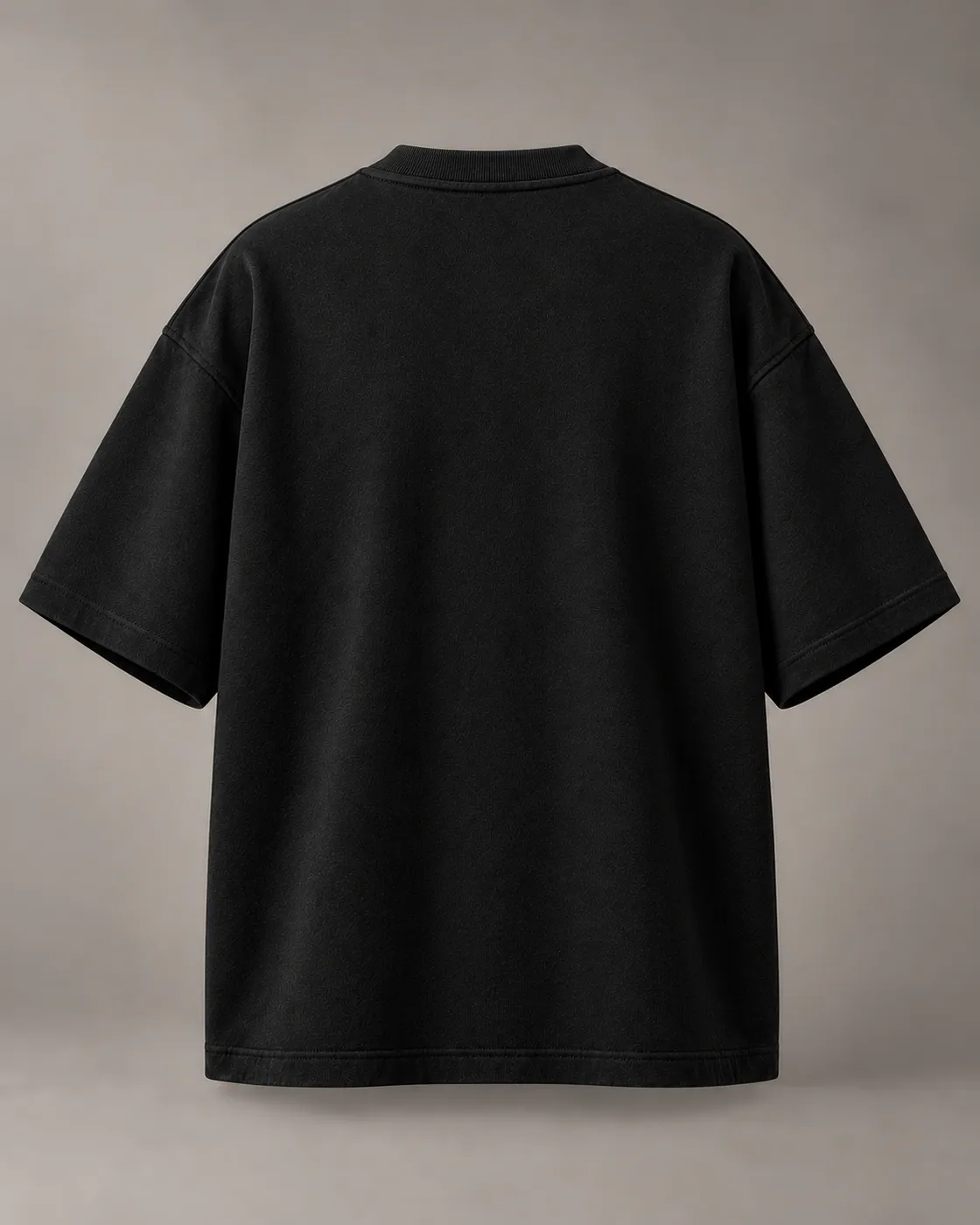 FORM TEE in Black / Tonal, back