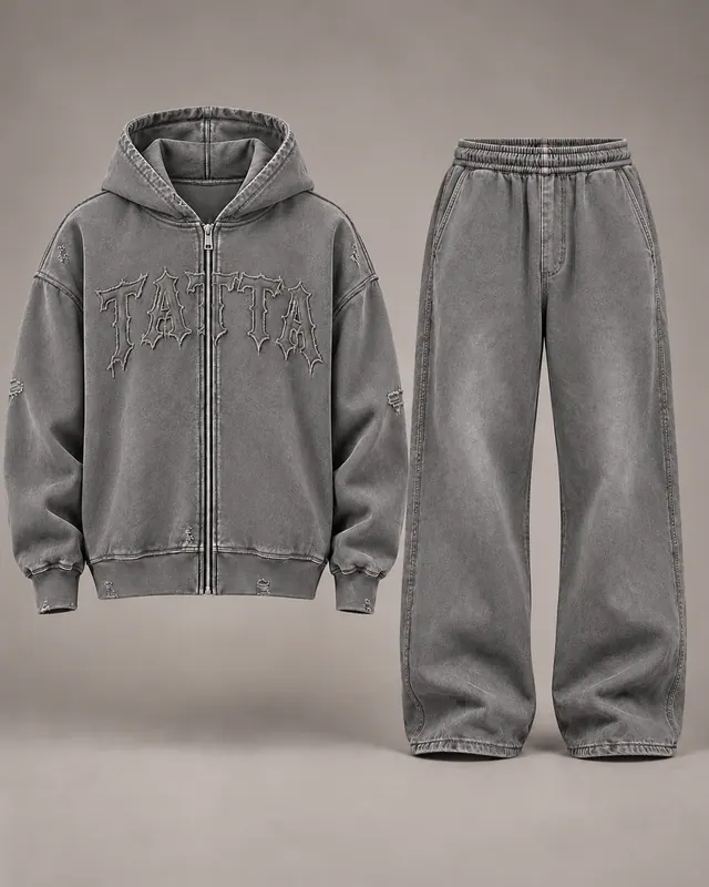 WORN SET in Grey / Tonal, front