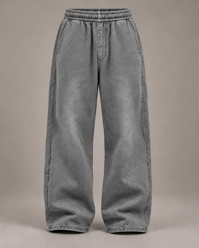 WORN SWEATS in Grey / Tonal, front